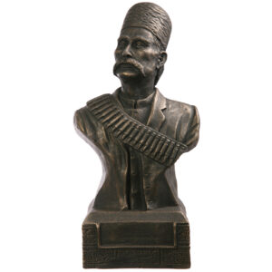 Persian Sculptures: Sattar Khan Statue تندیس ستارخان